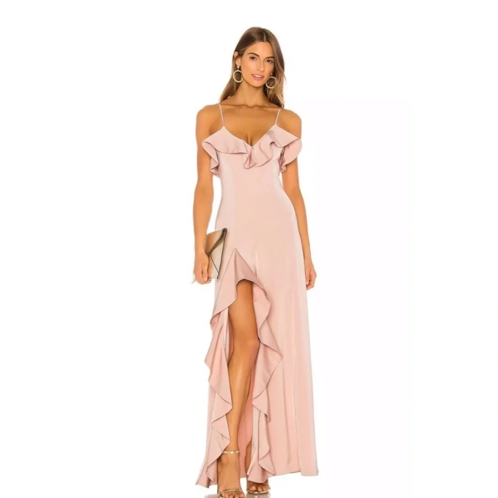 NBD Francine Gown in blush - Picture 1 of 8